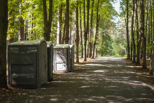 Best Porta potty delivery and setup  in Iron Mountain, MI